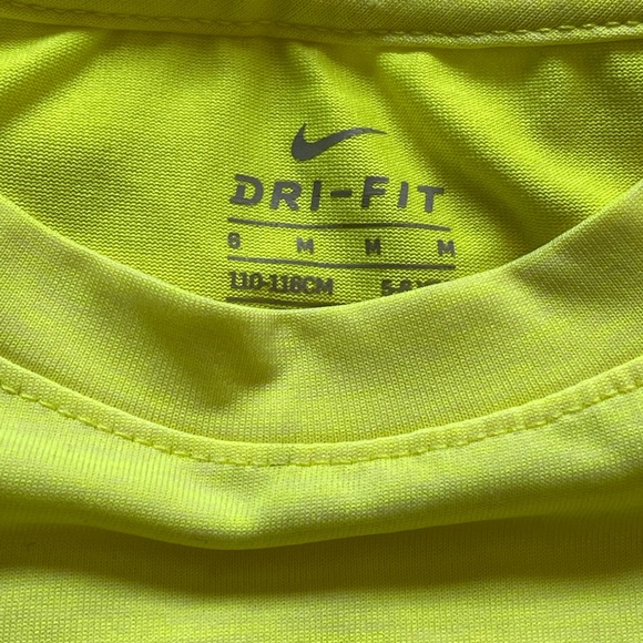 Nike Short Set - Picture 2 of 3